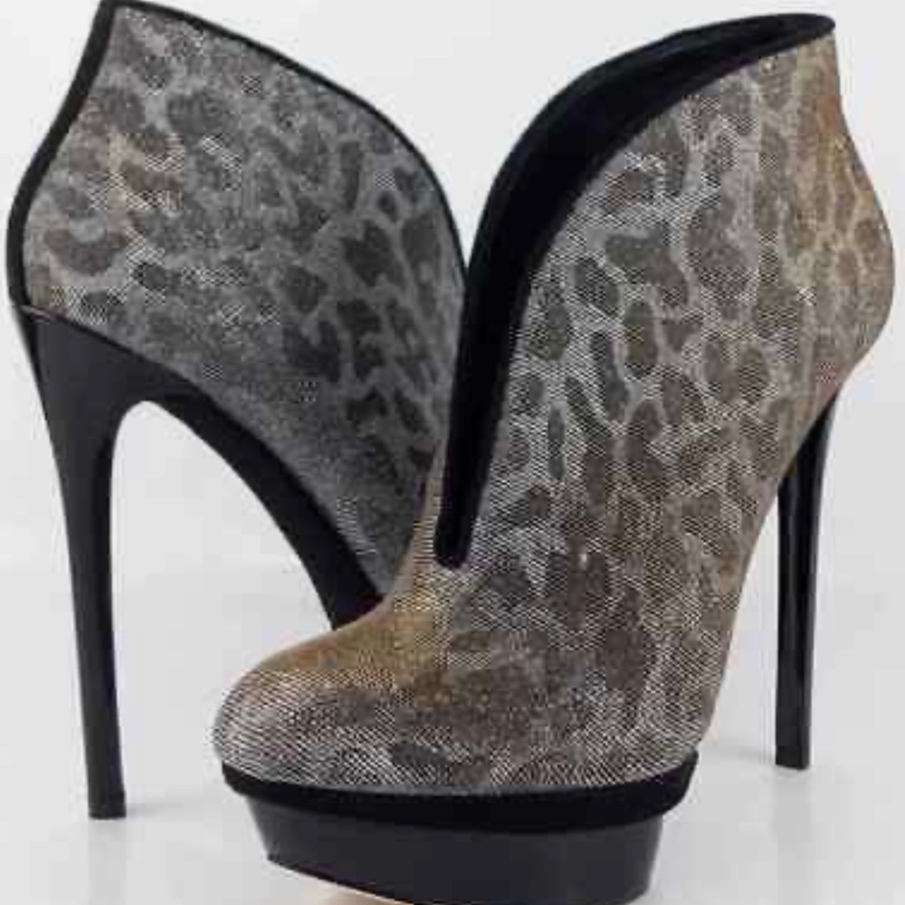 BRIAN ATWOOD FORTOSA Silver/Gold Leopard Glitter Pump. 5.25" slim heel with 1.5"